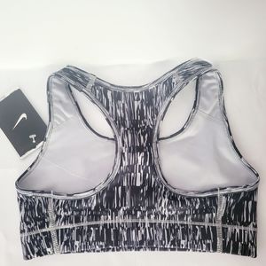 New Nike Sports Bra in XS